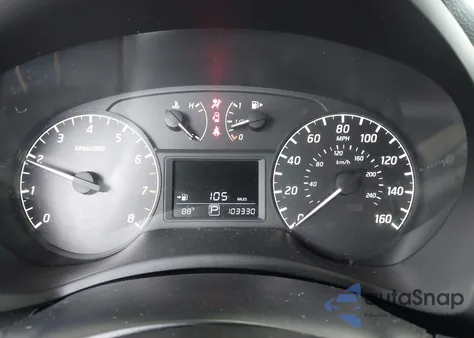 2017 Nissan Sentra S z USA, uszkodzony, nr VIN 3N1AB7AP5HY353499